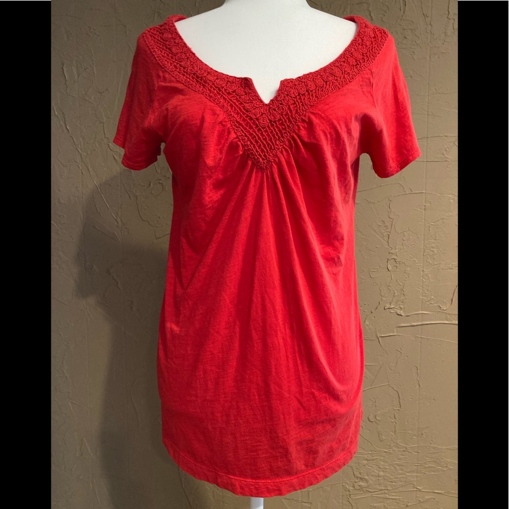 Eddie Bauer Red Short Sleeve Embroidered Top M